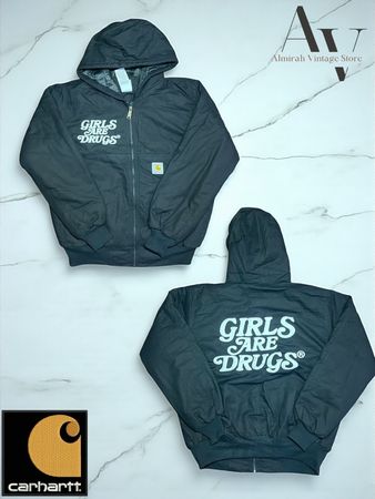 Vestes à capuche pour filles noires au style rework Carhartt.