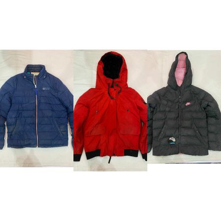 Vintage puffer jacket winter vibes rv1100