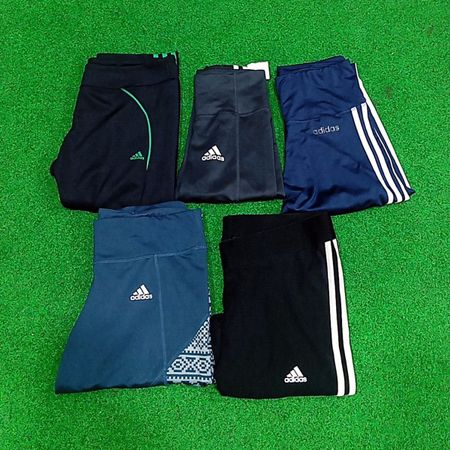 Adidas Leggings und Capri