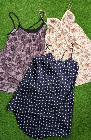 “Vestidos de Seda Slip”