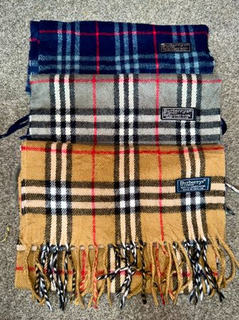 Écharpes Burberry