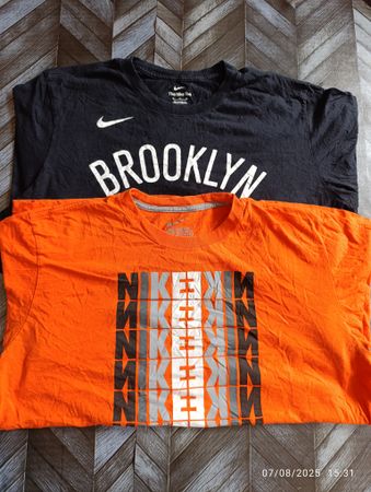 Nike t-shirts