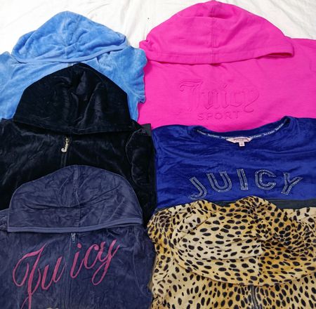 JUICY COUTURE HOODIES/ SWEATSHIRTS 2025