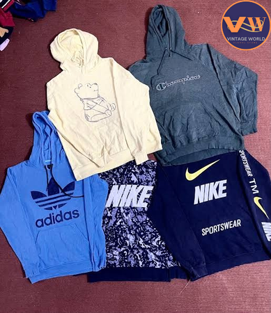 Mixed Brand sweatshirt