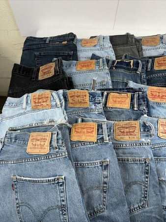 Levis 501 jeans