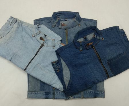 CR5376 UPCYCLED DENIM VEST