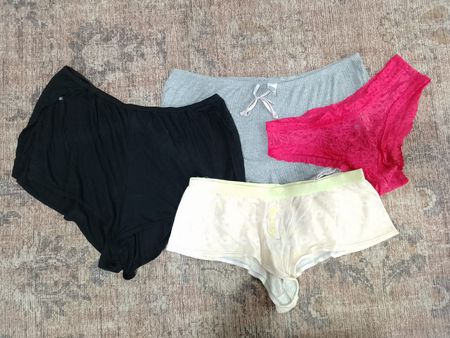 IQ0489 Victoria's Secret Sexy Shorts