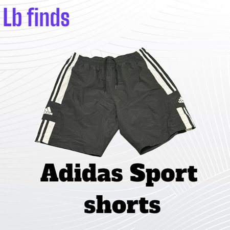 Shorts de sport Nike et Adidas