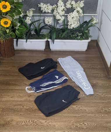 ミックスブランドのスウェットパンツ