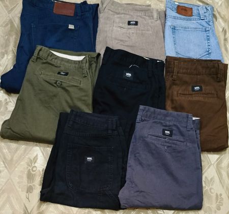 calças Vans
