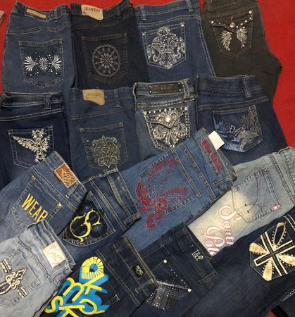 3 quater short women branded and unbranded mix