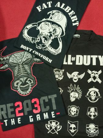 Mixed brands graphic tees