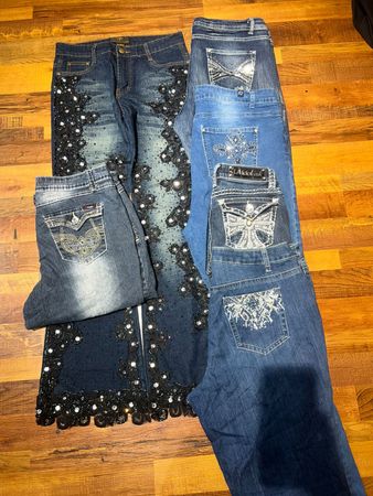 GB15 Y2K Embellished Flare Jeans
