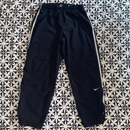 ナイキ トラックパンツ