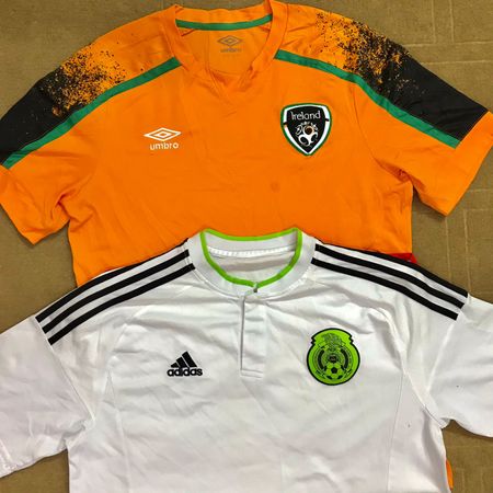 Klassisches Fußballtrikot