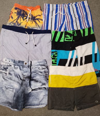 Hawaiian shorts