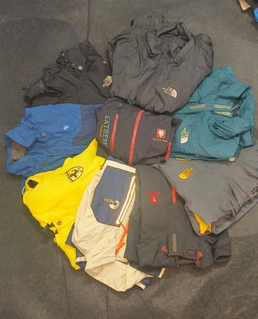 The North face,black yak, nepa, Columbia Gortex Mix brand jacket