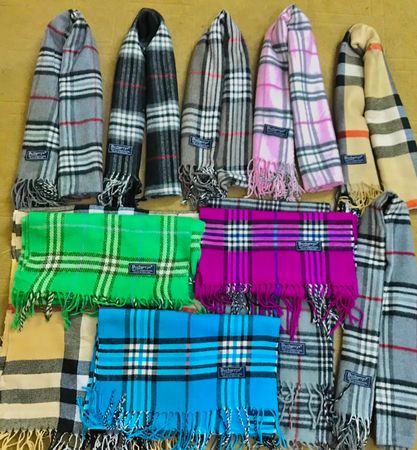 プレミアム バーバリー スカーフ