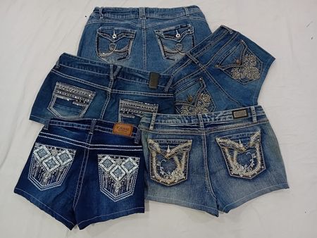 IQ0666 Y2K Grunge Style mini shorts upcyclés