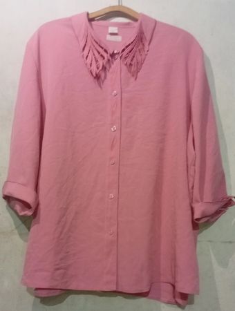 Women's tops and shirts