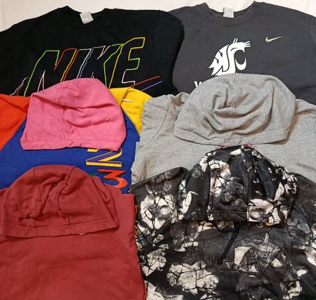 Nike Hoodies/ SweatShirts (2239)
