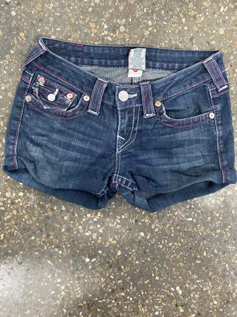 183 | Shorts True Religion Reutilizados