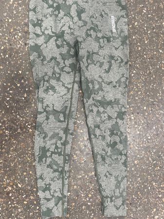 199 | Gym Shark leggings