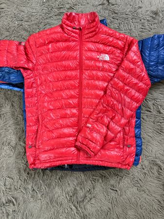 「The North Face 800 パファージャケット」