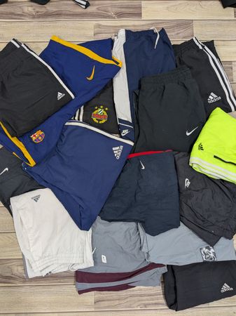 Pantalons de jogging Nike adidas