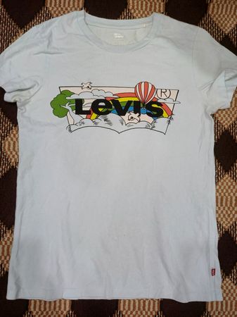 T-shirts de marque nike & adidas puma, levis