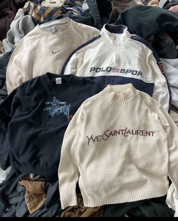 Pulls à marque mixte