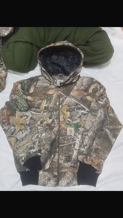 Maßgeschneiderte handverlesene Carhartt Detroit-Jacken