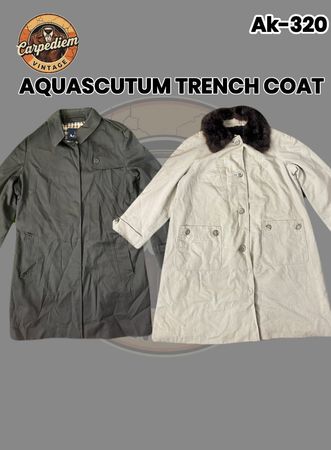 Aquascutum Trench coat AK/320