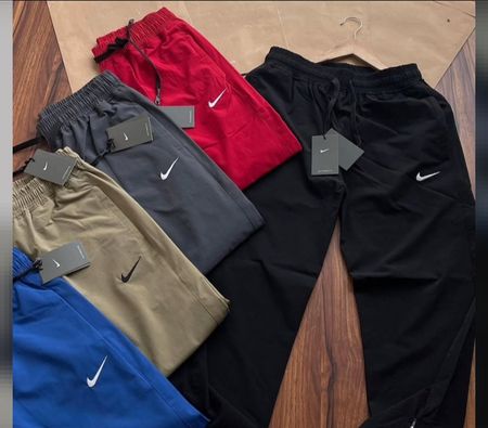 プレミアムヴィンテージナイキトラックパンツ