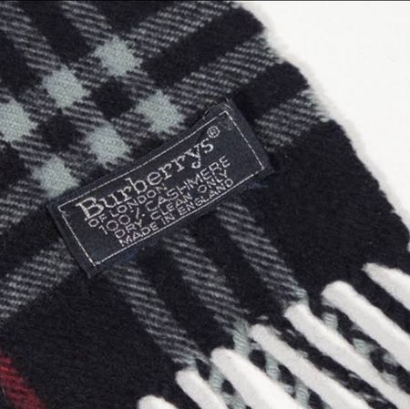 Écharpe Burberry Y2K