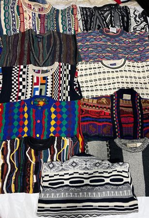 クージースタイルのセーター