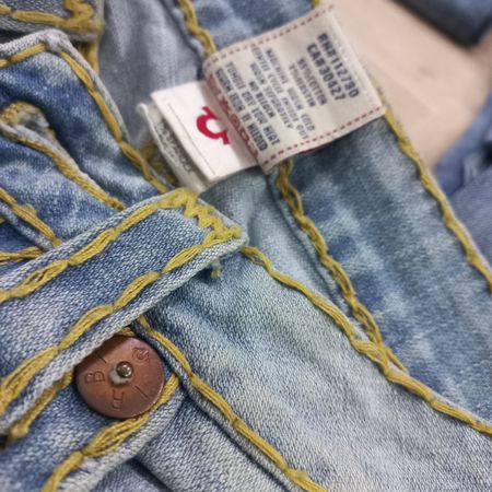 Miss me RR True religion with other brands 51025.