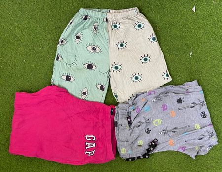 「ディズニー、ギャップなどを含むプリントスウェットパンツ (TVC-10-01)」