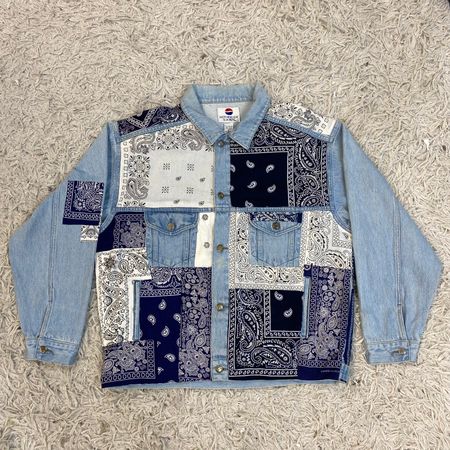 Veste en denim recyclé avec des patches en bandana