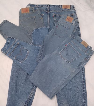 CRZ0074 Vintage Levi’s Blue Jeans