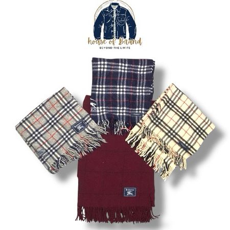 Burberry scarve