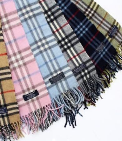 Lenços Burberry especiais