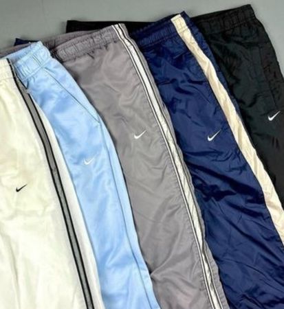 特別なヴィンテージプレミアムNikeトラックパンツ🔥