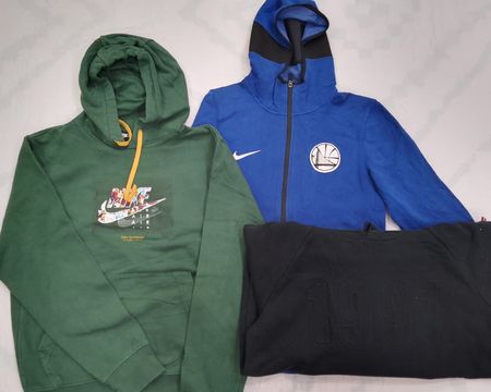 CRZ0162 Vintage Nike Hoodie – Mixed Sizes