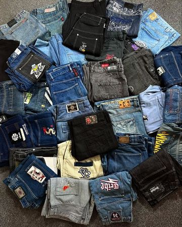 Y2k branded baggy jeans