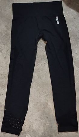 Custom handpick Gymshark Leggings (2 sweatshirts/jackets complementary)
