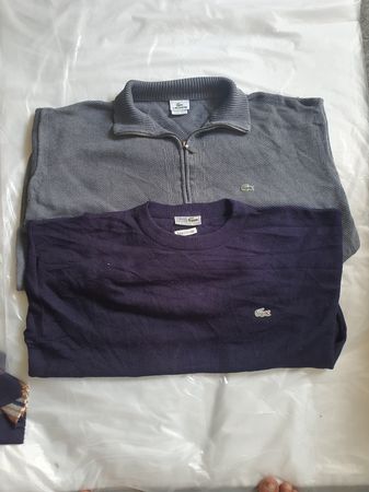 ラコステのセーター