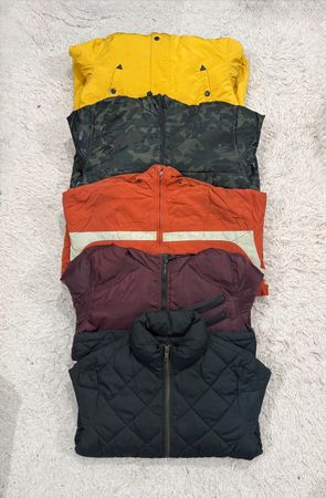 「Guess & Gap パファージャケット」