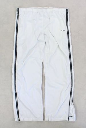 Special vintage Nike trackpants