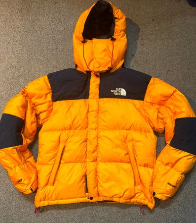 700,800 Premium The North Face Puffer jackets
